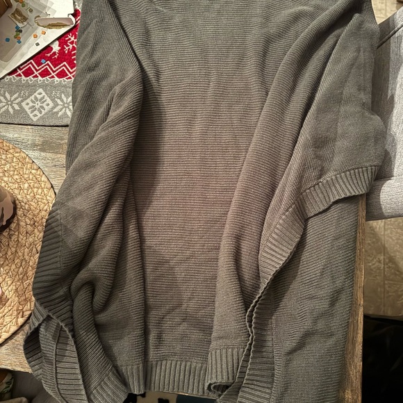 lululemon athletica Dark Green Poncho Sweater - Picture 8 of 9